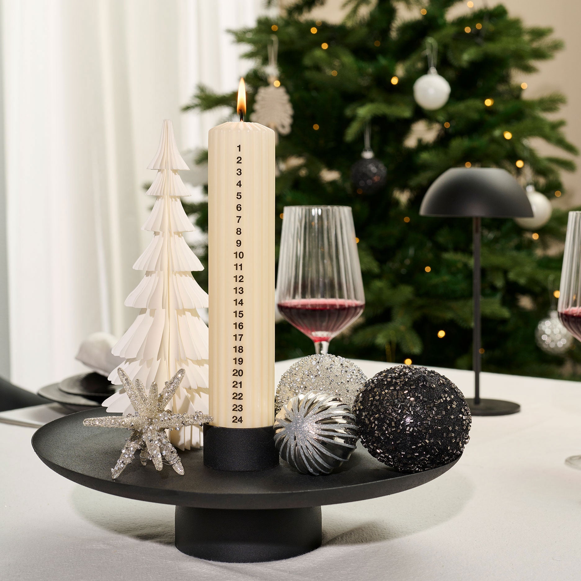 Matthæus bakke Ø30 cm med lysholder